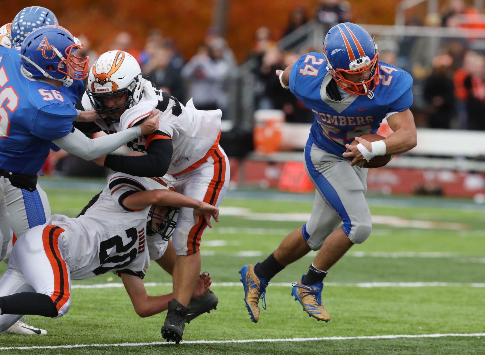 Argenta Oreana vs Fisher football 17 11.3.18.jpg